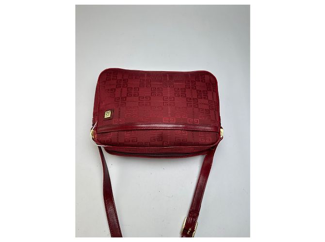 Vintage Givenchy 4G Logo Schultertasche mit Klappe Ende der 1990er Jahre Rot - Ansicht 8