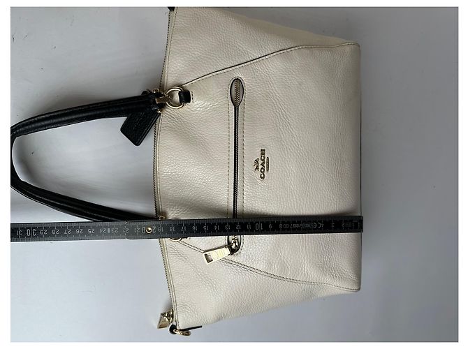 Bolso Tote estructurado Vintage Coach de cuero granulado c. 2010s Cream Beige - vista 9