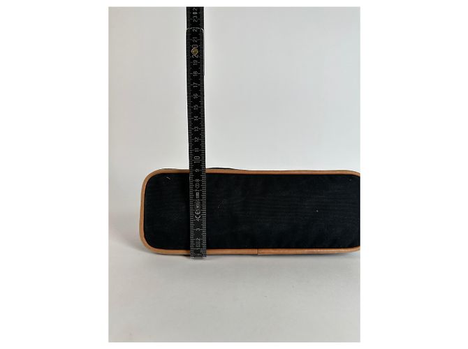 Trim Hermès Vintage Hermes Canvas Kosmetiktasche Black Tan Beige - Ansicht 12