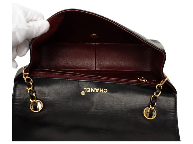 Borsa a tracolla Chanel Diana Medium in pelle d'agnello nera Nero - vista 4