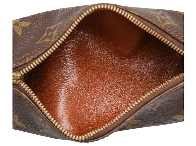 Brown Louis Vuitton Monogram Etui Golf Ball Case - view 4