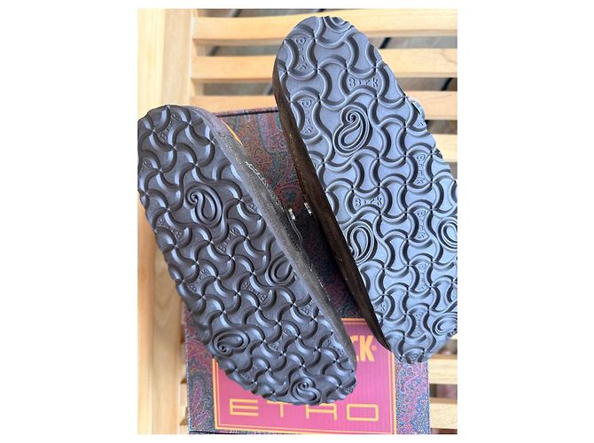 Birkenstock x Etro Zoccoli in camoscio marrone ricamati - vista 3