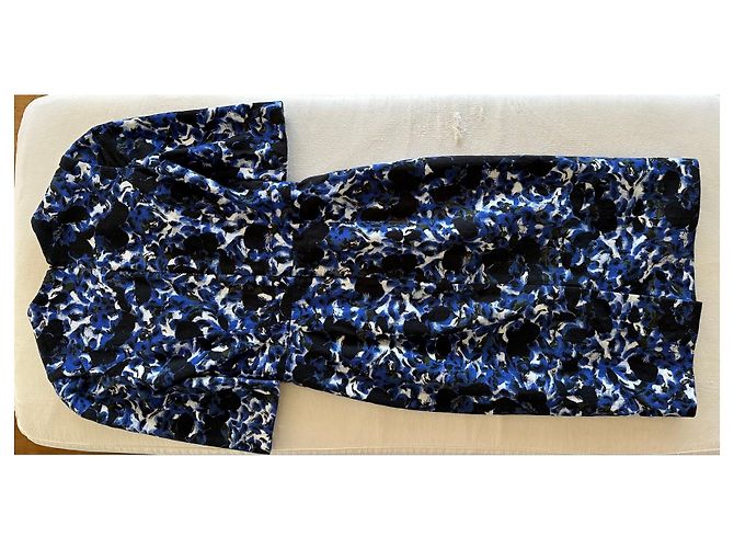 Erdem Vestido Midi Estampado Floral Negro Blanco Azul - vista 4