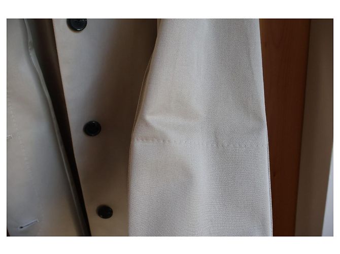 Trench coat bege em algodão COS - vista 9