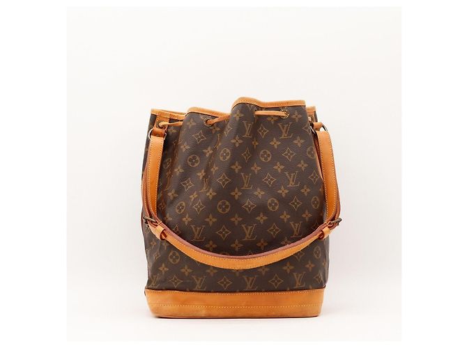 Louis Vuitton Bolso Bucket Monogram Noé Castaño - vista 3