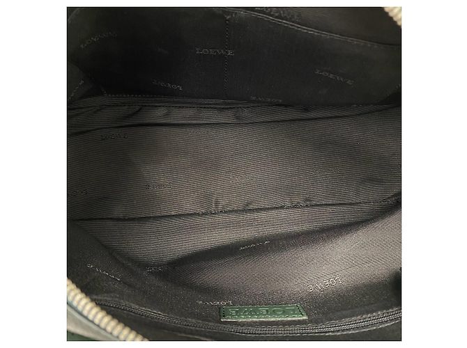 Bolso de mano de piel Loewe Anagram con logo tachonado Mini Boston Bag Verde - vista 9