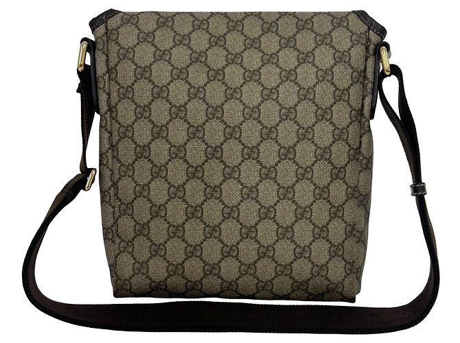 Bolsa de ombro em couro com aba e padrão de logo GG Gucci Marrom - vista 3