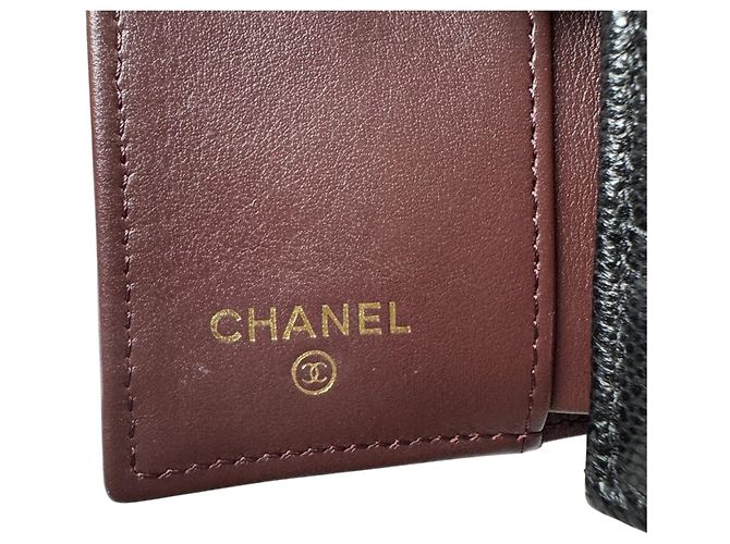 Portafoglio tri-fold Chanel Matelassé Caviar Skin Nero - vista 11