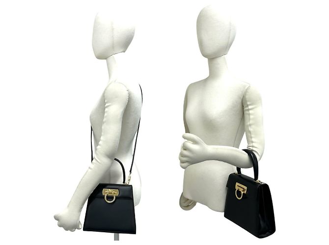 Borsa in pelle Salvatore Ferragamo con logo Gancini Nero - vista 2