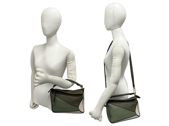 Bolso de hombro de piel Puzzle con Anagrama grabado de Loewe Beige Verde Caqui - vista 2