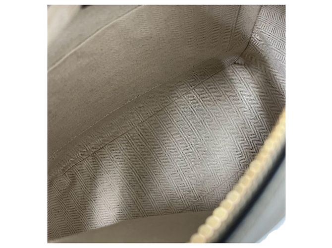 Bolso de hombro de piel Puzzle con Anagrama grabado de Loewe Beige Verde Caqui - vista 9