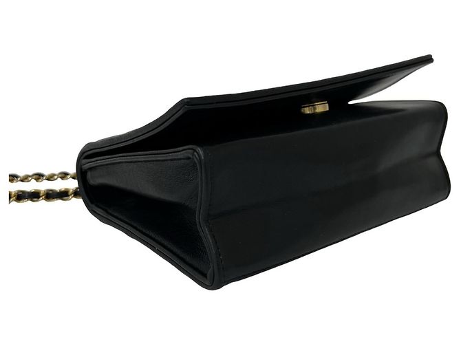 Bolsa de ombro Chanel Matelassé em pele de cordeiro preta Preto - vista 7