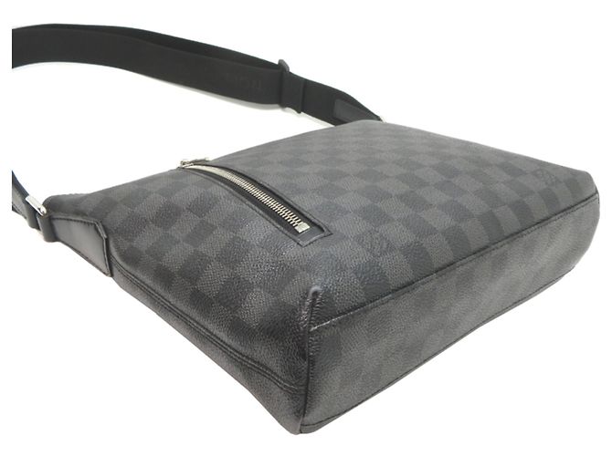 Borsa a tracolla da uomo Louis Vuitton Mick PM Nero - vista 3