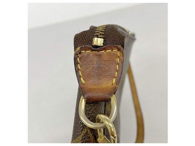 Louis Vuitton Monogram Pochette Accessoires M51980 Pouch Marrone - vista 5