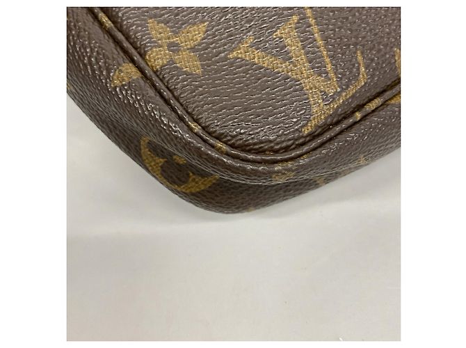 Louis Vuitton Monogram Pochette Accessoires M51980 Pouch Marrone - vista 8