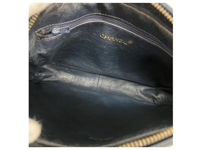 Borsa a tracolla Chanel Matelassé Navy Blu navy - vista 4