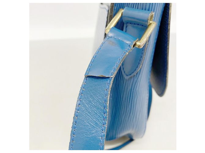 Bolso de hombro Louis Vuitton Epi Saint Cloud Azul - vista 11