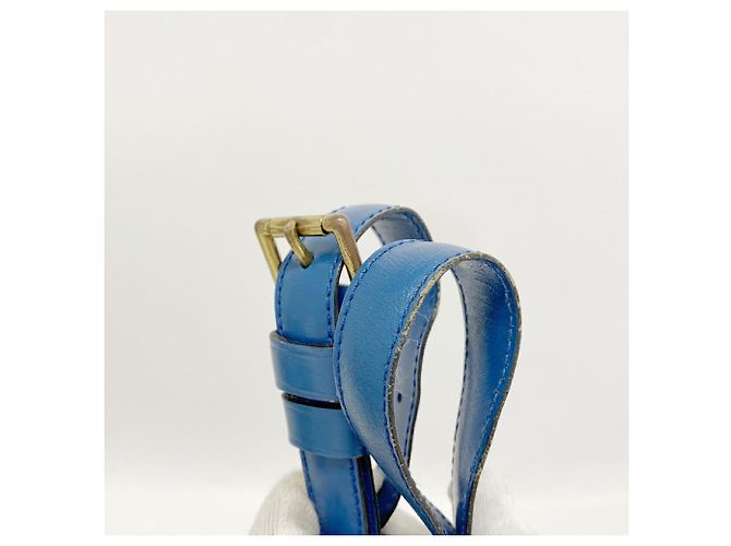 Bolso de hombro Louis Vuitton Epi Saint Cloud Azul - vista 12