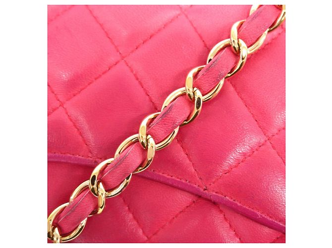 Bolsa de Ombro Chanel Mini Matelassé com Corrente Rosa - vista 7