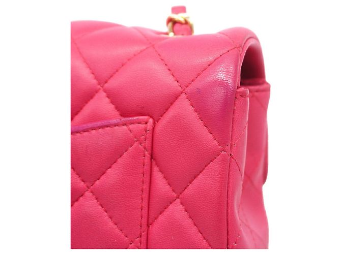 Bolsa de Ombro Chanel Mini Matelassé com Corrente Rosa - vista 8