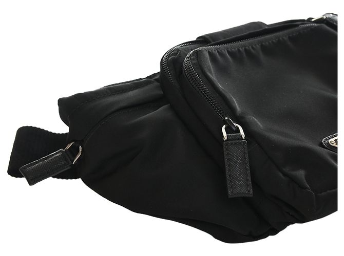 Bolso cinturón Prada en Tessuto negro con múltiples bolsillos - vista 9