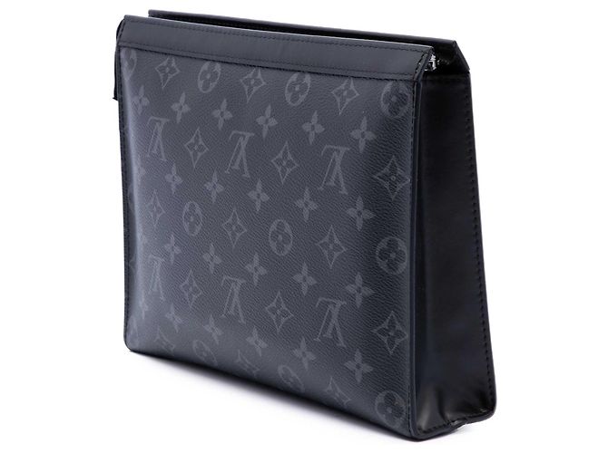 Louis Vuitton Black Monogram Eclipse Pochette Voyage MM Noir - vue 2