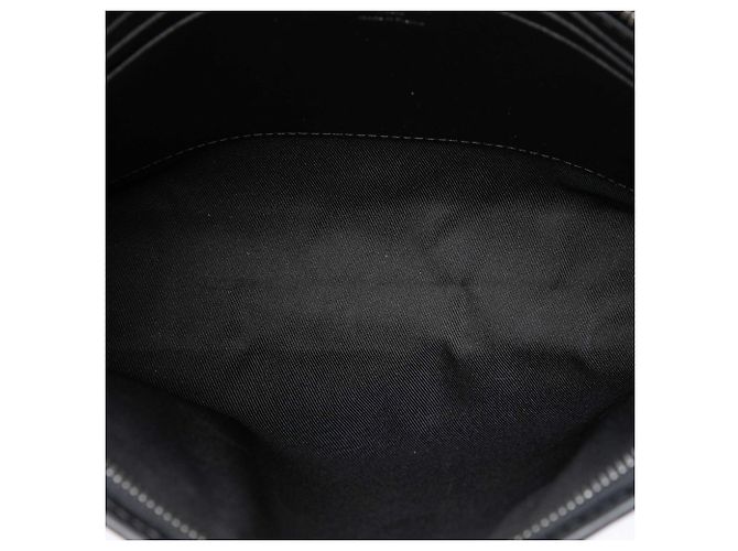 Louis Vuitton Black Monogram Eclipse Pochette Voyage MM Noir - vue 4