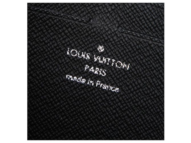 Louis Vuitton Black Monogram Eclipse Pochette Voyage MM Noir - vue 5