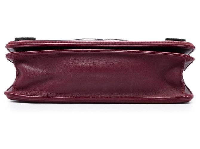 Chanel Boy Brick Horizontal Flap in pelle di agnello rossa e acrilico Rosso Bordò - vista 3