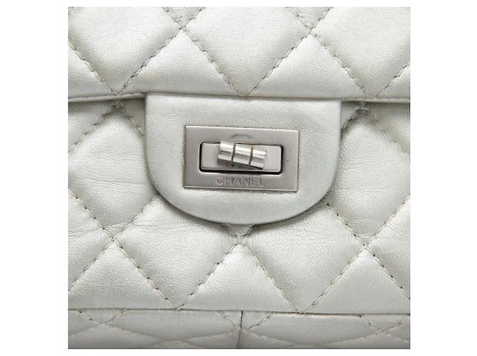 Chanel Silver Quilted Metallic Lambskin Reissue 2.55 Double Flap 226 Argento - vista 5