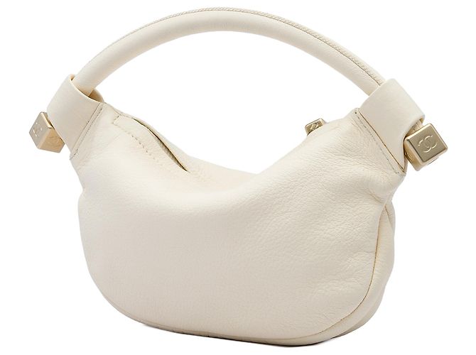 Bolsa Chanel em couro de bezerro branco com tassel e dados - vista 2