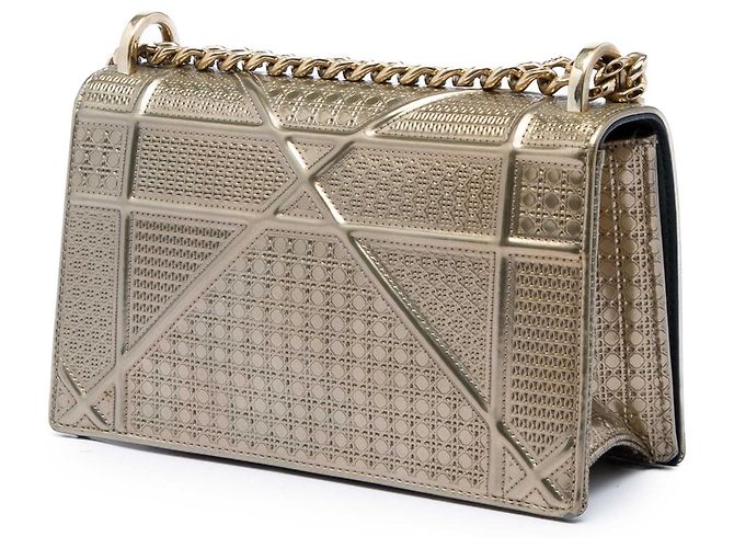 Autre Marque Dior Gold Small Metallic Patent Microcannage Diorama Flap D'oro - vista 2