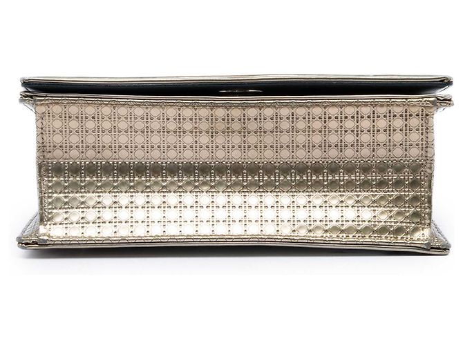 Autre Marque Dior Gold Small Metallic Patent Microcannage Diorama Flap D'oro - vista 3