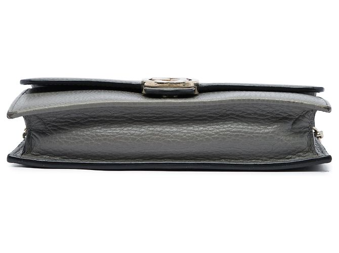 Portafoglio a catena Gucci in pelle di vitello Dollar grigio con G intrecciate Marrone - vista 3