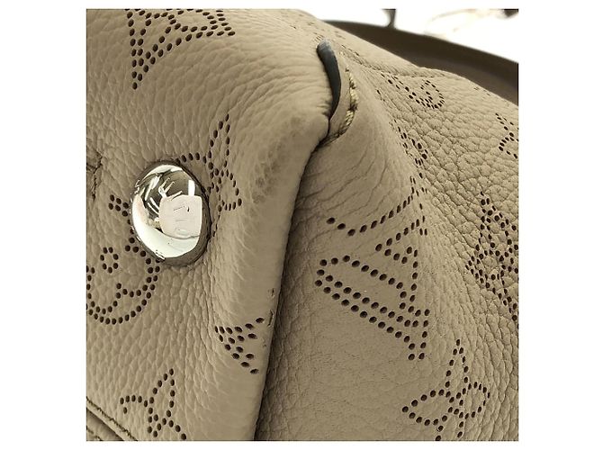 Borsa Louis Vuitton Mahina Hina PM - vista 2