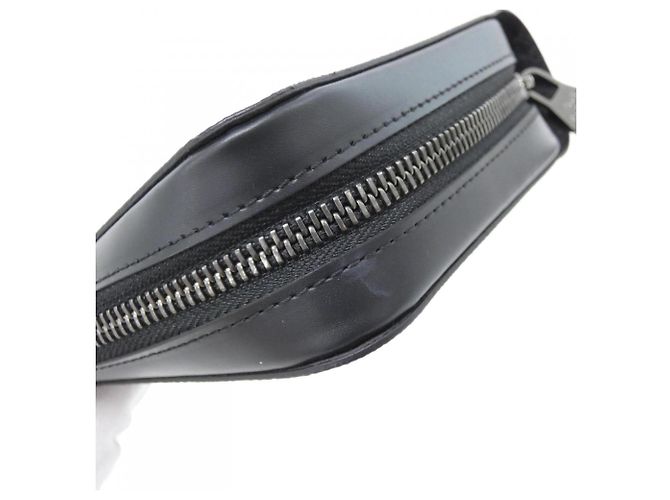 Carteira Zippy XL Monogram Eclipse Louis Vuitton Preto - vista 3
