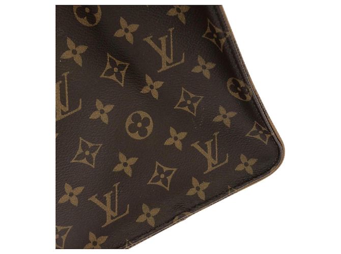Bolso Louis Vuitton Monogram Giant OnTheGo GM Castaño - vista 5