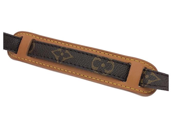 Bolsa de Ombro Louis Vuitton Monogram Danube Marrom - vista 8