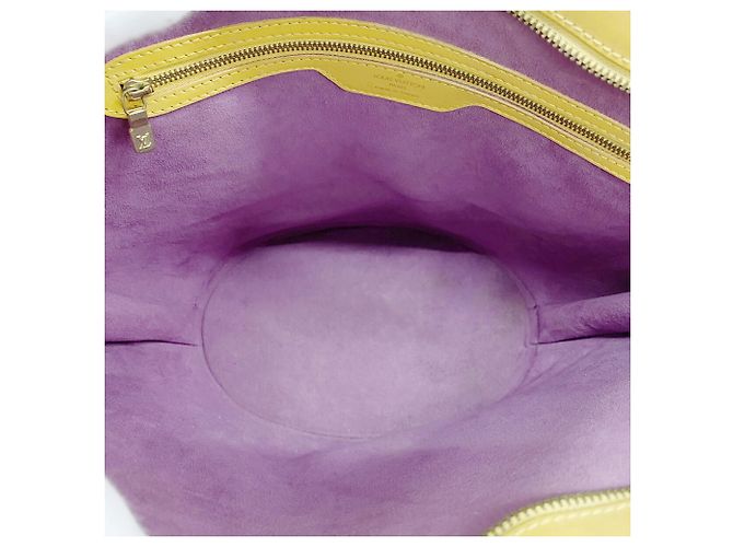 Bolso de hombro Louis Vuitton Epi Saint Jacques Amarillo - vista 4