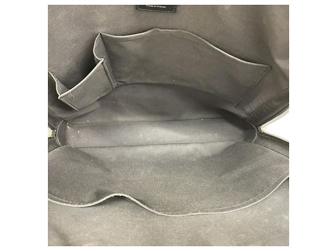 Sac Louis Vuitton Epi Vivienne MM Noir - vue 4