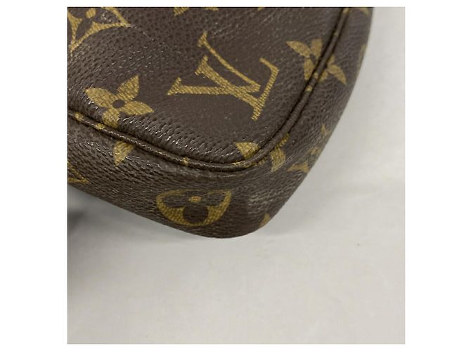 Louis Vuitton Monogram Pochette Accessoires Marrom - vista 7