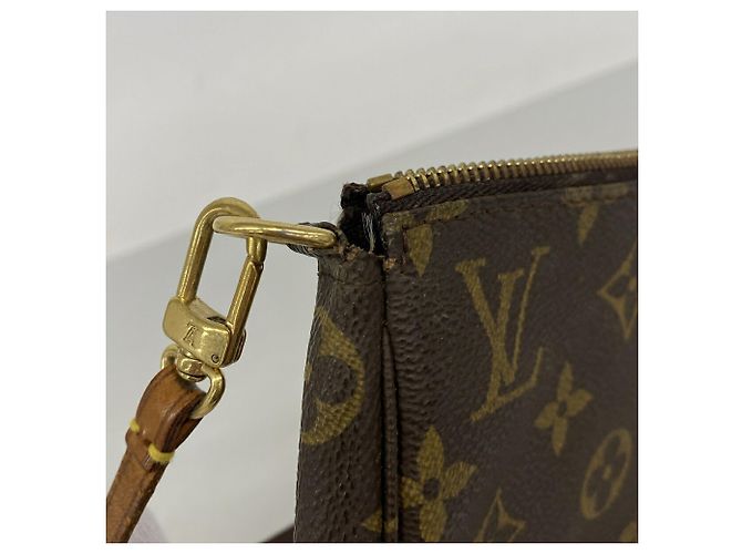 Louis Vuitton Monogram Pochette Accessoires Marrom - vista 8