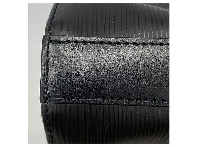 Louis Vuitton Epi Sac Depaule PM Shoulder Bag Nero - vista 5