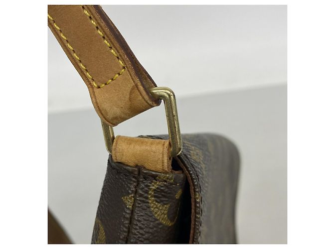 Borsa a tracolla Louis Vuitton Monogram Musette Tango Marrone - vista 8