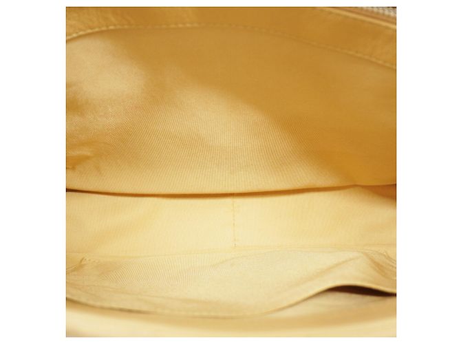 Chanel Tote Bag aus beigem Kalbsleder - Ansicht 10