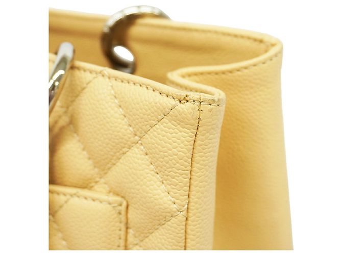 Chanel Tote Bag aus beigem Kalbsleder - Ansicht 6