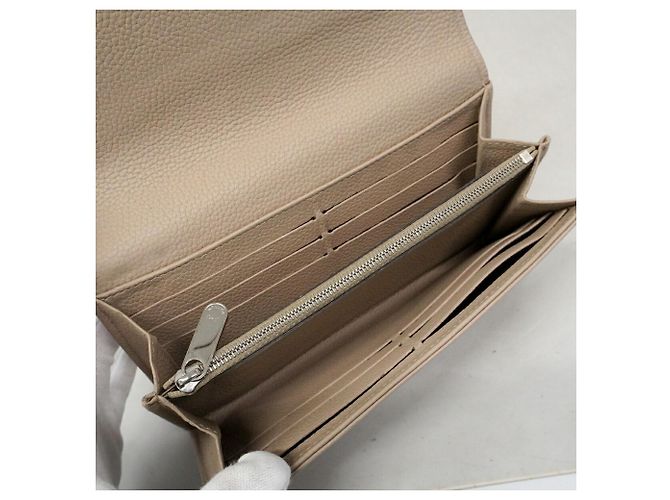 Louis Vuitton Mahina Portefeuille Iris Long Wallet - vista 4