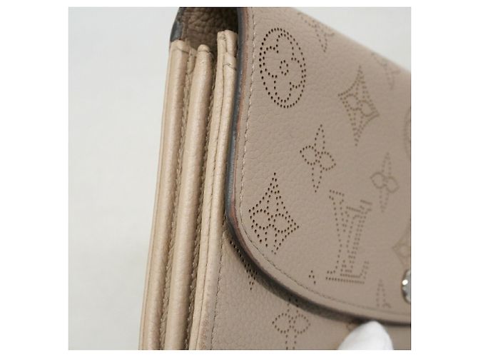 Louis Vuitton Mahina Portefeuille Iris Long Wallet - vista 8