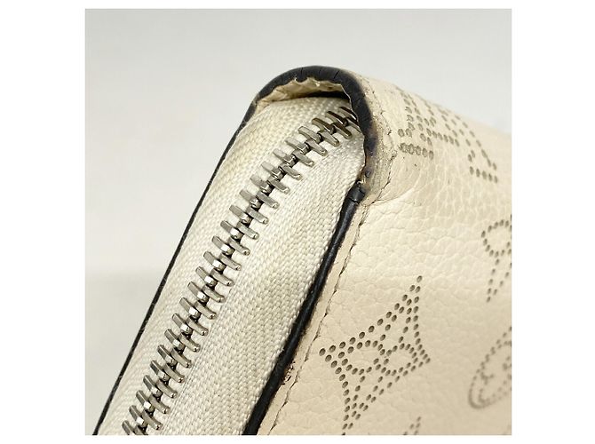 Portafoglio Zippy Louis Vuitton Mahina Bianco sporco - vista 7
