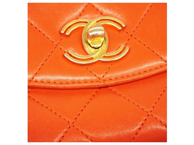 Bolsa de Ombro com Corrente Chanel Matelassé Vermelho - vista 10